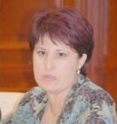 Aidun Curt-Mola se plânge că a rămas fără Cabinet în Prefectură: subalternele, în frunte cu Bozdoacă, şi-au luat concedii